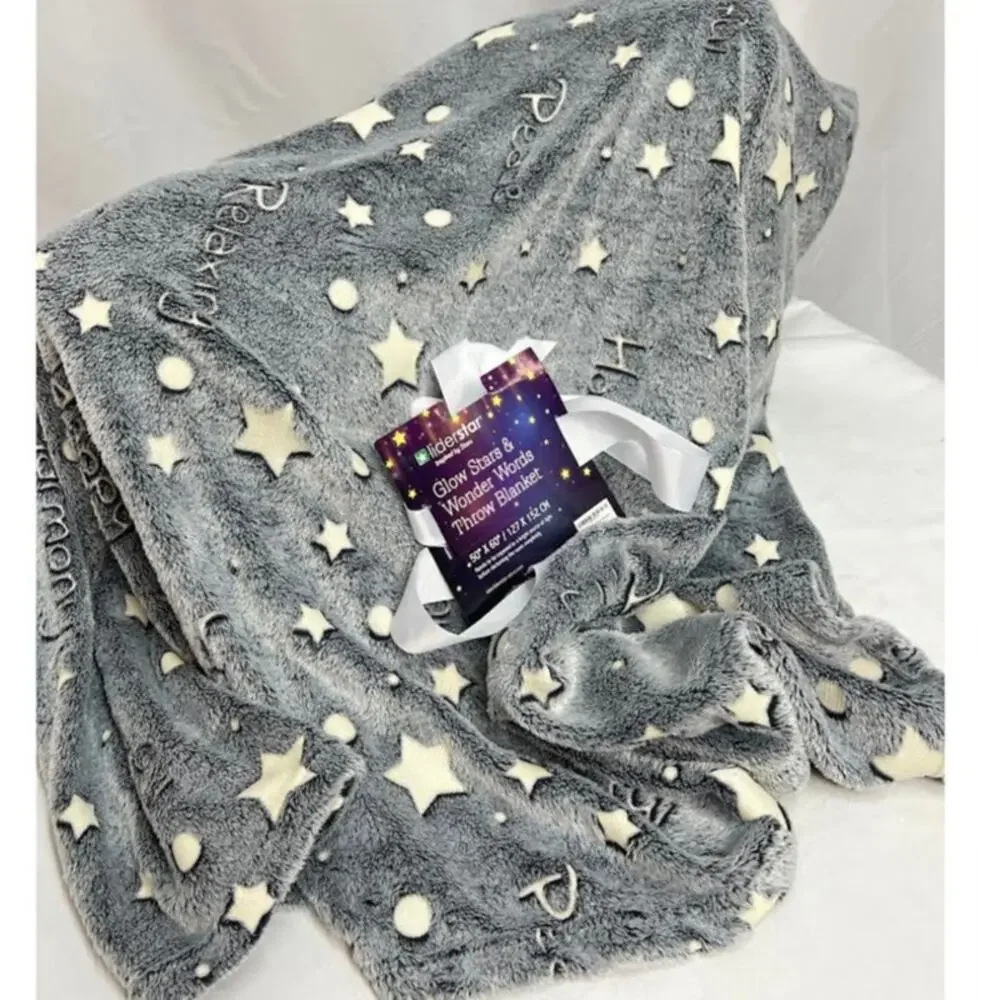NWT! Glow in The‎ Dark Throw Blanket Gray,50